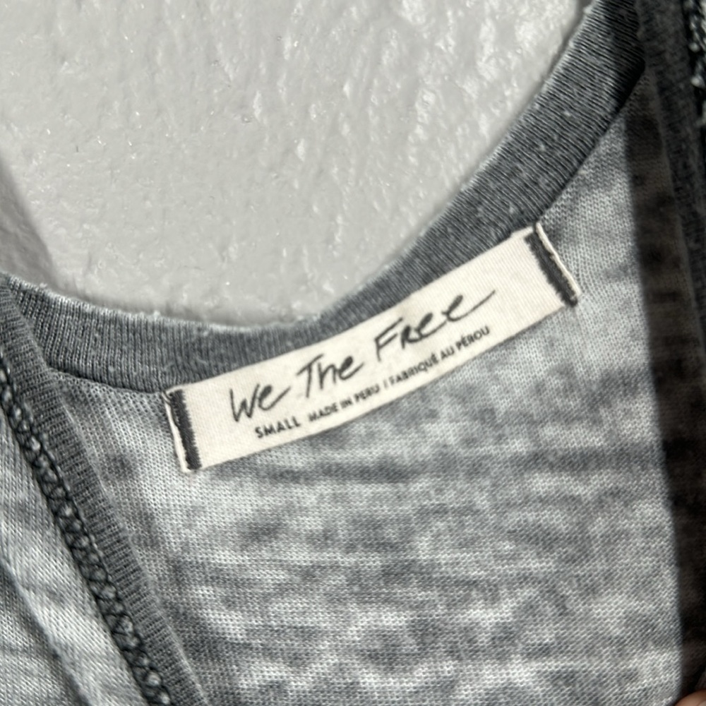 We The Free Gray Burnout Short Sleeve T-Shirt Women's Size Small - Picture 4 of 6